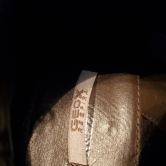 GEOX Respira brown suede wedge booties - Picture 7 of 11